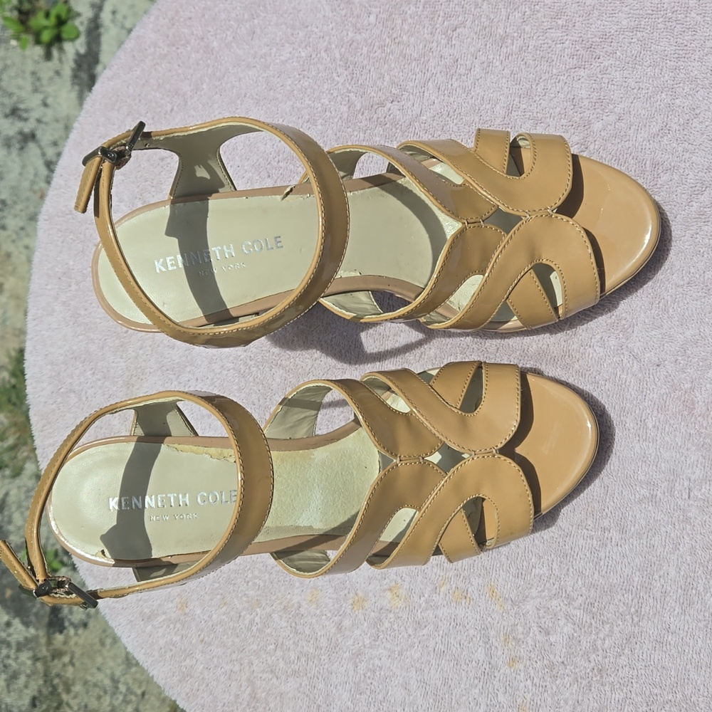 Patten leather Kenneth Cole high heel platforms